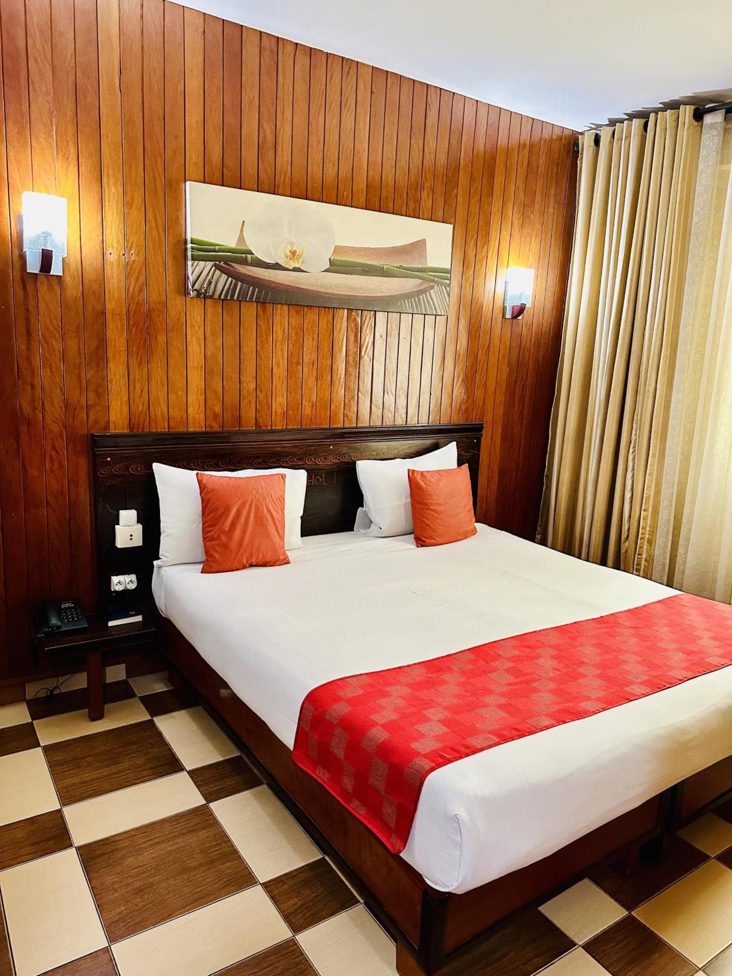 Yaahot Hotel Yaoundé Kültér fotó