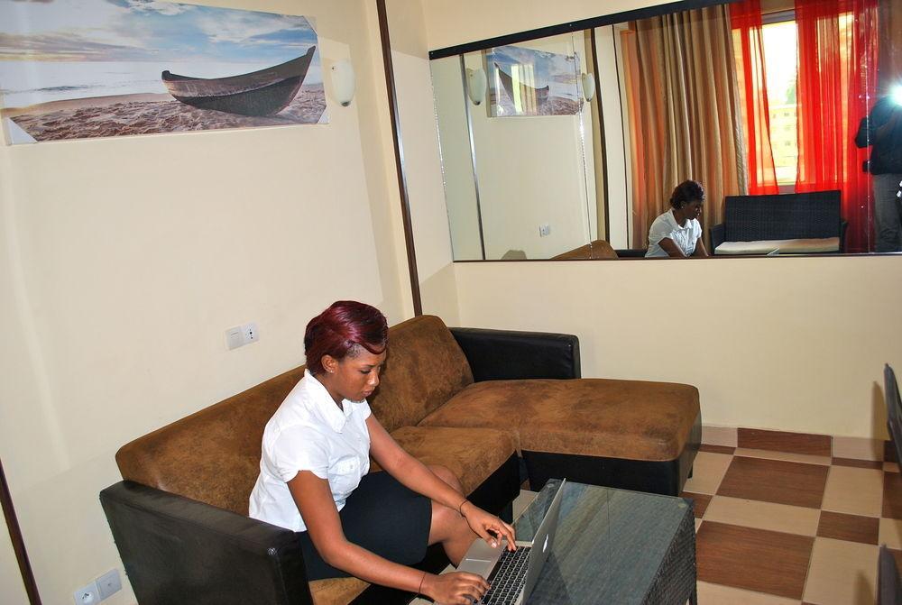Yaahot Hotel Yaoundé Kültér fotó