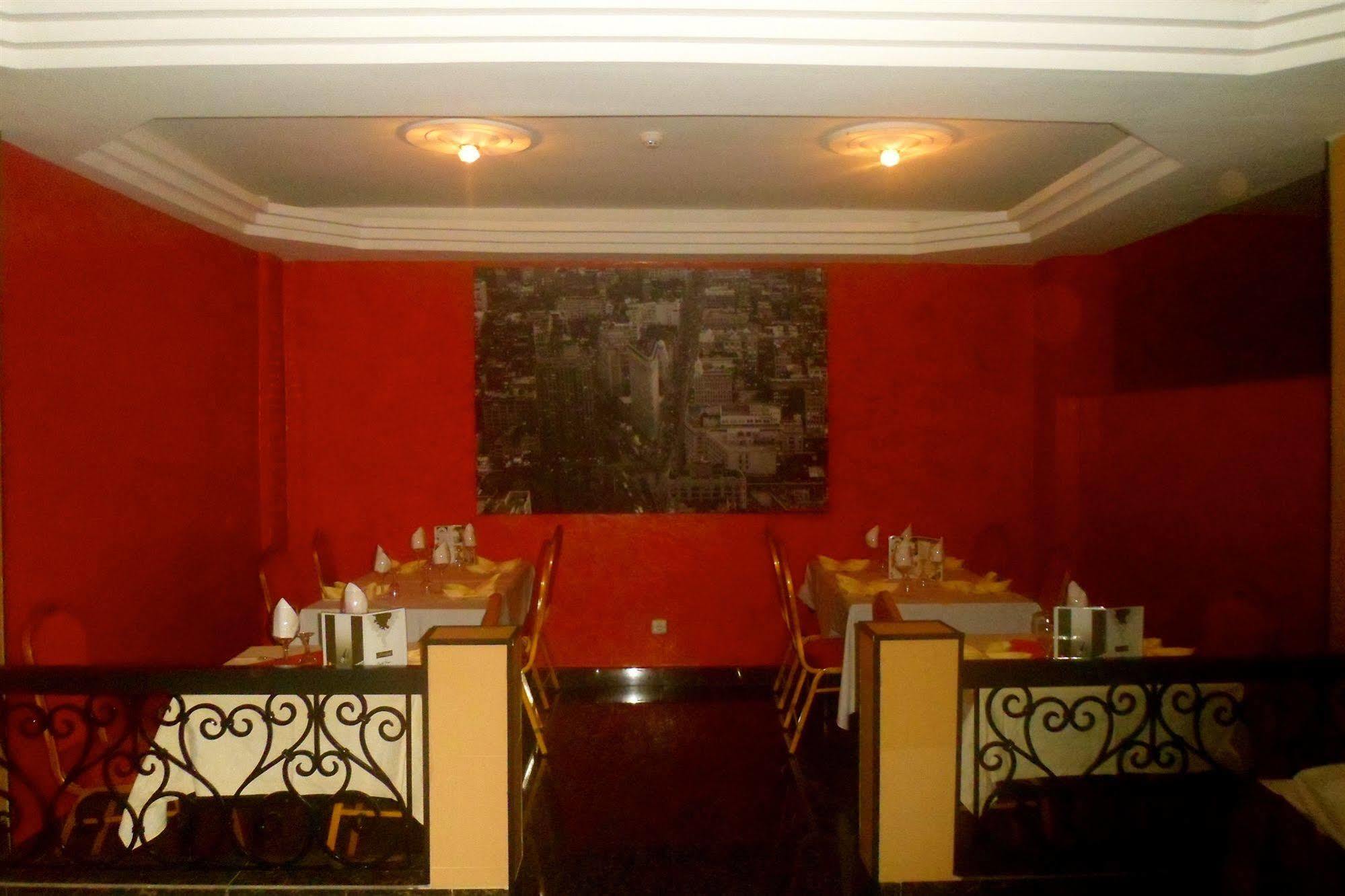 Yaahot Hotel Yaoundé Kültér fotó